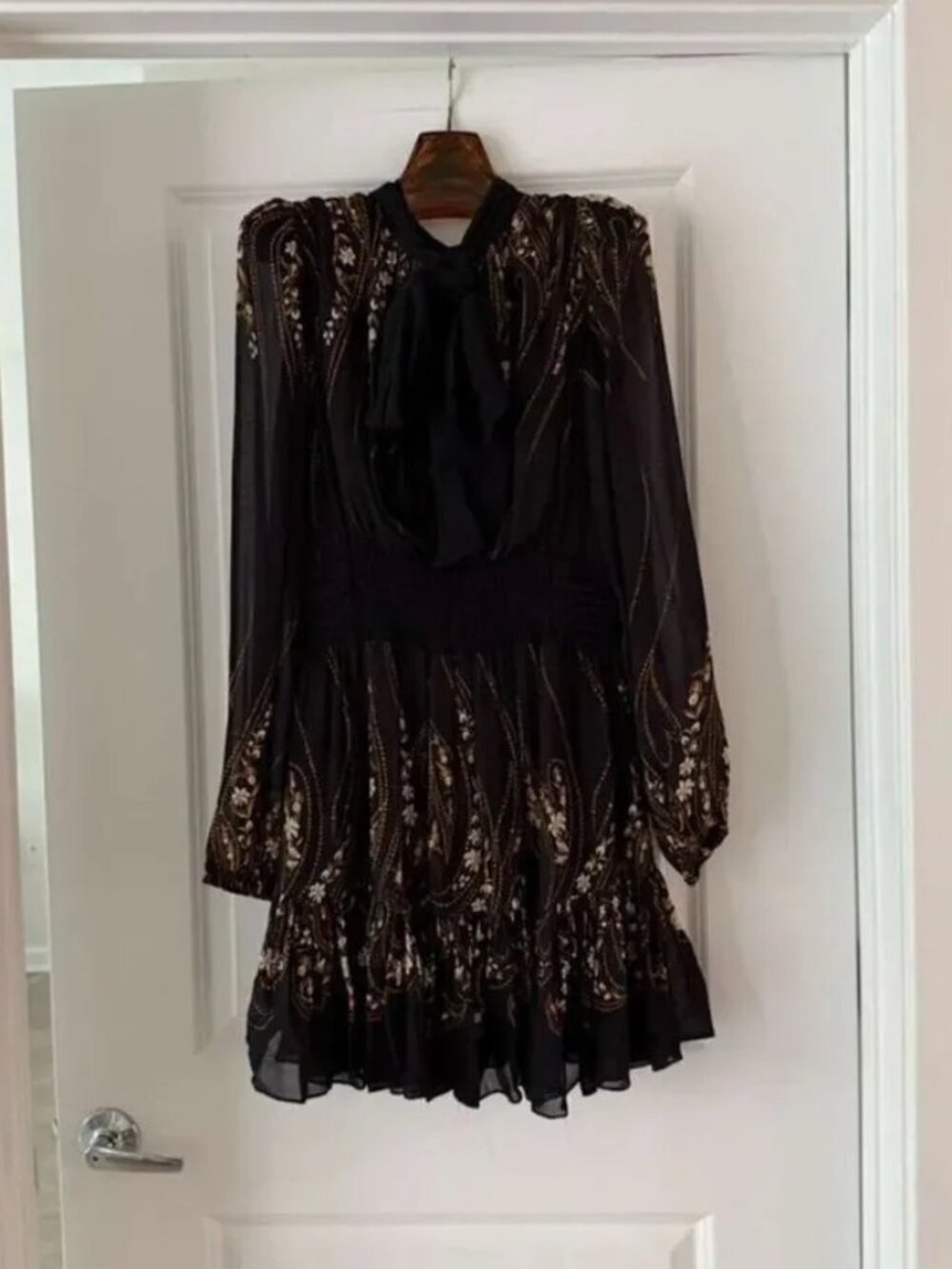 FARM Rio Black Garden Silhouette Floral Long Sleeve Mini Dress - Picture 5 of 11